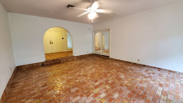 9349 BLAZING STAR, Garden Ridge, TX 78266