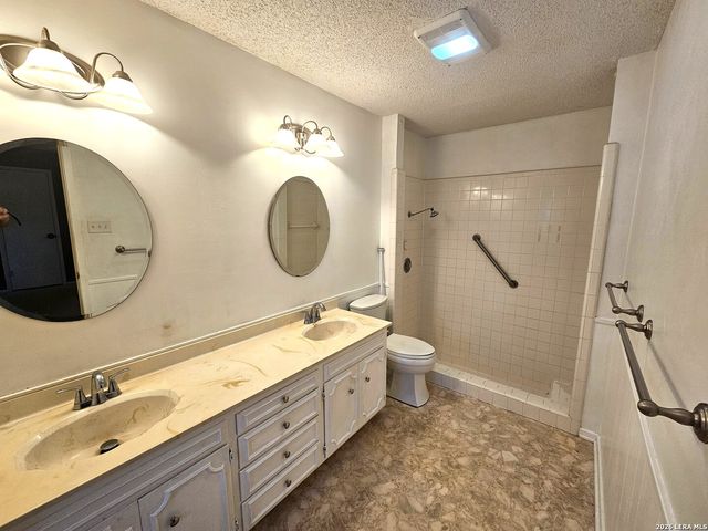 9349 BLAZING STAR, Garden Ridge, TX 78266