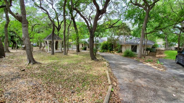 9349 BLAZING STAR, Garden Ridge, TX 78266