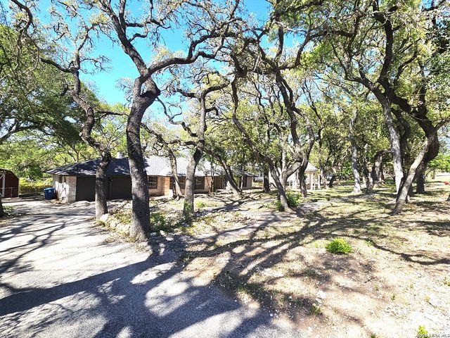 9349 BLAZING STAR, Garden Ridge, TX 78266