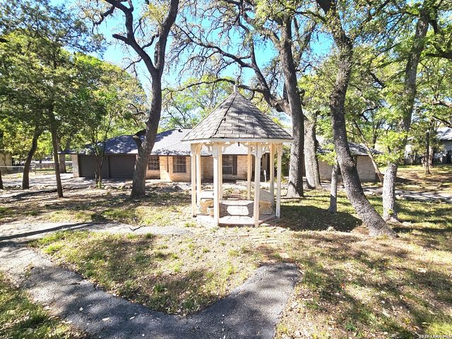 9349 BLAZING STAR, Garden Ridge, TX 78266