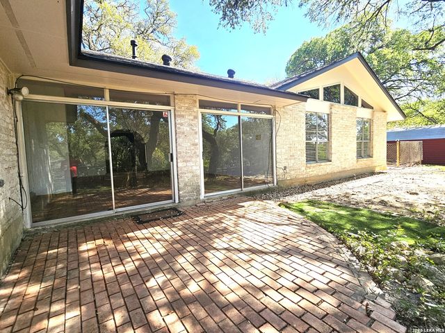 9349 BLAZING STAR, Garden Ridge, TX 78266