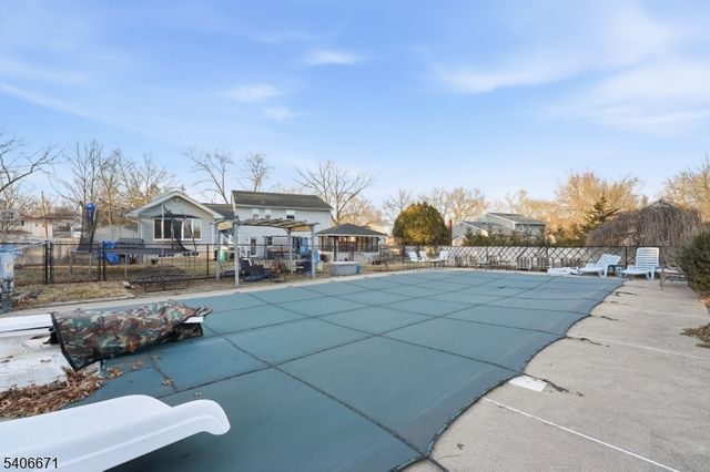 15 Ridge Rd, Parsippany-troy Hills Twp., NJ 07054