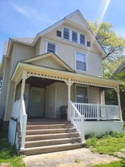 172 N Greenwood Avenue, Kankakee, IL 60901