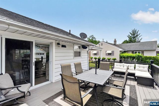 42 Donnalin Place, Clifton, NJ 07013