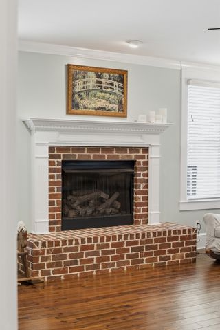 1097 Johnny Hall Rd, Burns, TN 37029