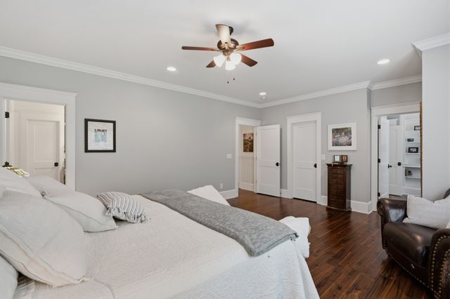 1097 Johnny Hall Rd, Burns, TN 37029