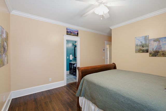 1097 Johnny Hall Rd, Burns, TN 37029