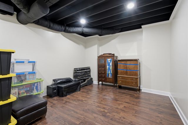1097 Johnny Hall Rd, Burns, TN 37029