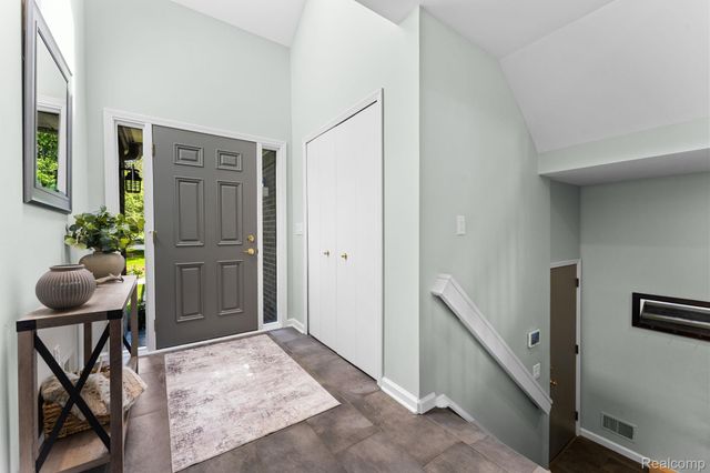 2325 7 Mile Road, Northfield Township, MI 48178