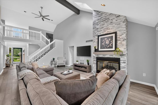 2325 7 Mile Road, Northfield Township, MI 48178