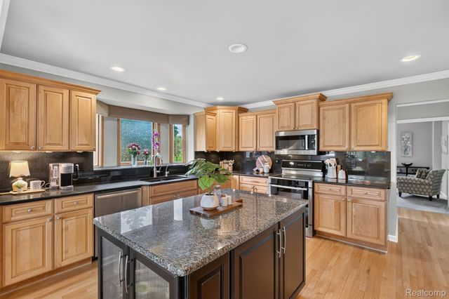 2325 7 Mile Road, Northfield Township, MI 48178