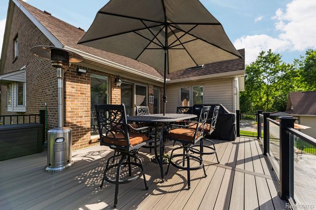 2325 7 Mile Road, Northfield Township, MI 48178