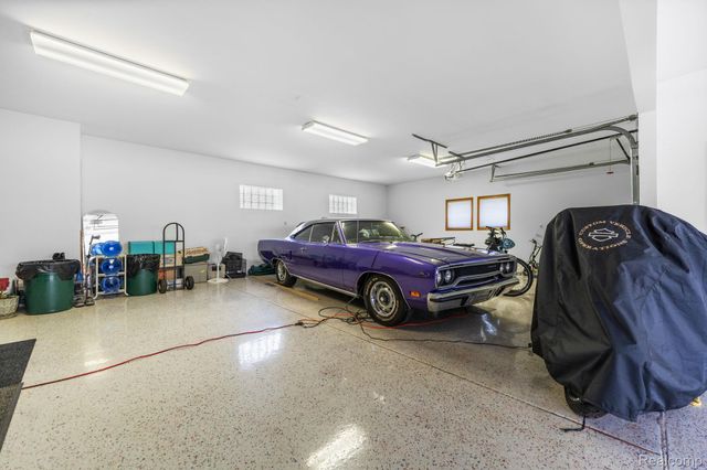 2325 7 Mile Road, Northfield Township, MI 48178