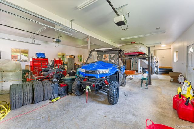2325 7 Mile Road, Northfield Township, MI 48178