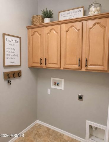 8773 W DAHLIA Drive, Peoria, AZ 85381