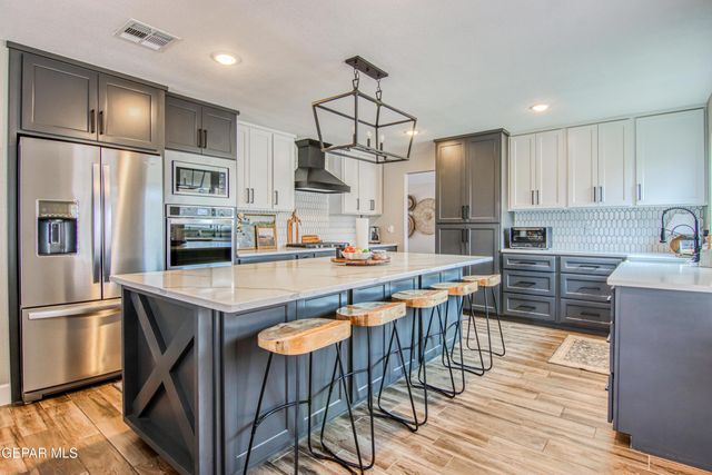 6717 IMPERIAL RIDGE Drive, El Paso, TX 79912