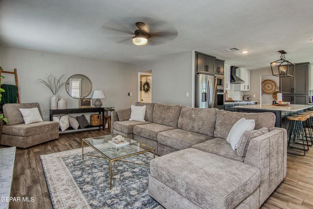 6717 IMPERIAL RIDGE Drive, El Paso, TX 79912