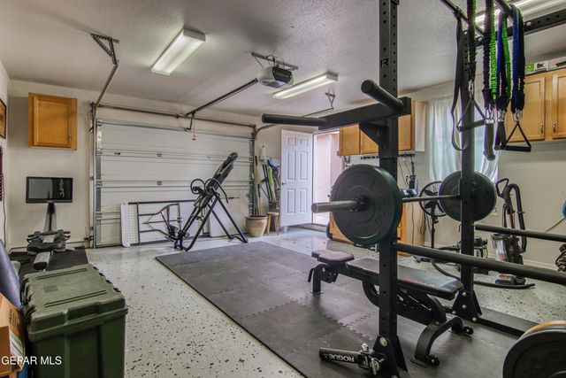 6717 IMPERIAL RIDGE Drive, El Paso, TX 79912