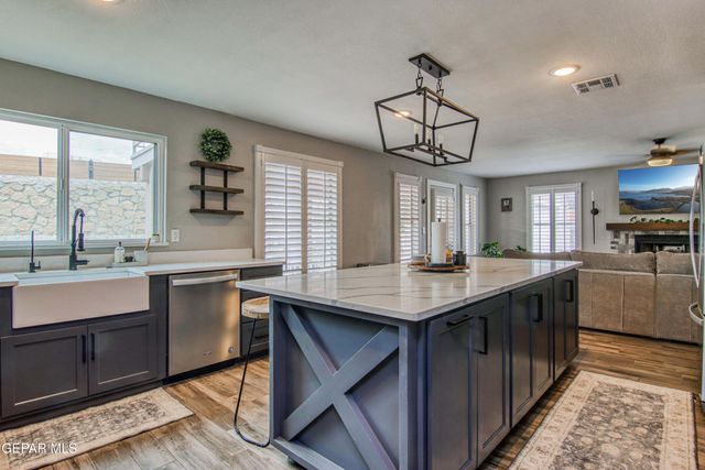 6717 IMPERIAL RIDGE Drive, El Paso, TX 79912