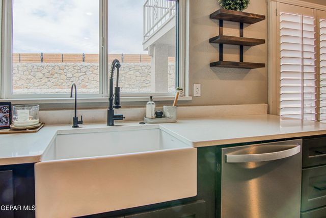 6717 IMPERIAL RIDGE Drive, El Paso, TX 79912