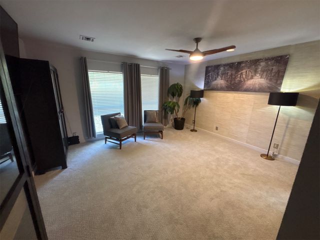 7636 S Quebec Avenue, Tulsa, OK 74136