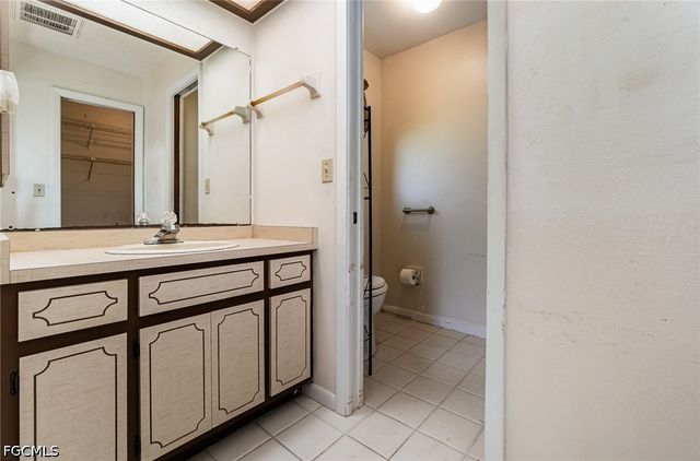 1725 SE 11th TER, Cape Coral, FL 33990