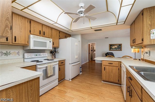 1725 SE 11th TER, Cape Coral, FL 33990