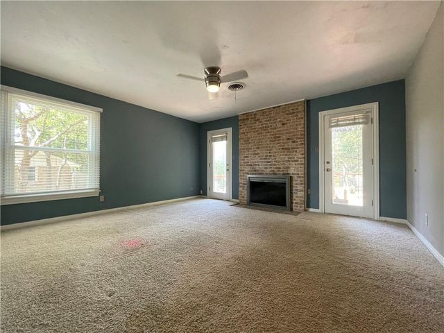 1706 Windoak DR, Austin, TX 78741