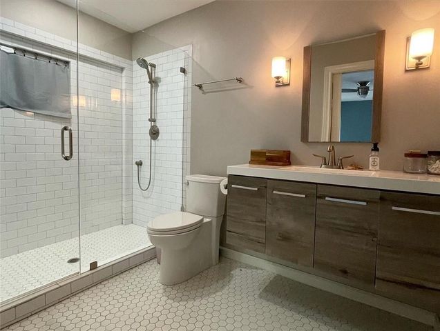 1706 Windoak DR, Austin, TX 78741