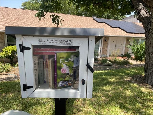 1706 Windoak DR, Austin, TX 78741