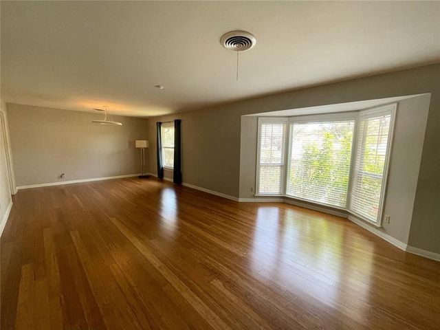 1706 Windoak DR, Austin, TX 78741