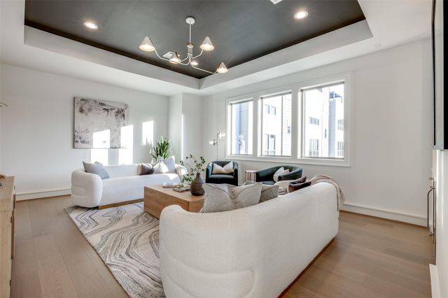 407 E 27th Street, Houston, TX 77008