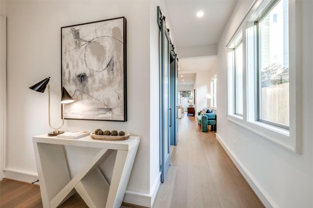 407 E 27th Street, Houston, TX 77008