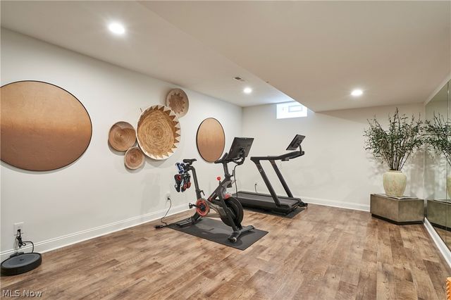 17552 Gates Landing Drive, Chagrin Falls, OH 44023