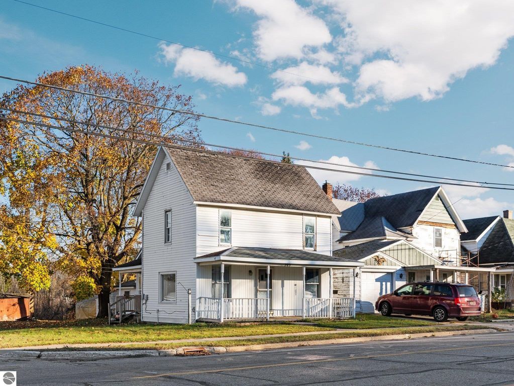 Image 1 of property listing at 303 S Michigan Avenue, Manton, MI 49663