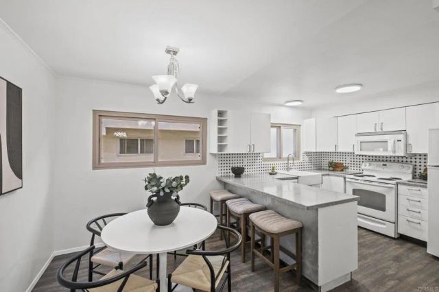 2658 Worden Street 223, San Diego, CA 92110