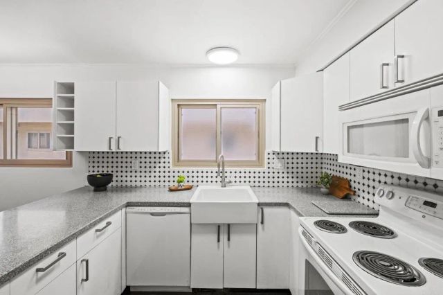 2658 Worden Street 223, San Diego, CA 92110