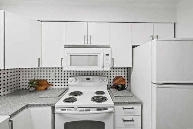 2658 Worden Street 223, San Diego, CA 92110