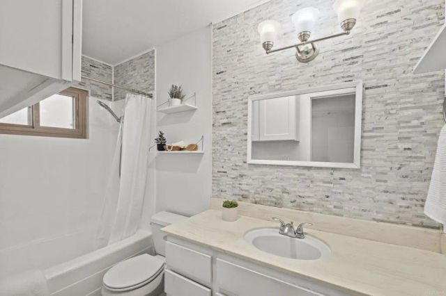 2658 Worden Street 223, San Diego, CA 92110