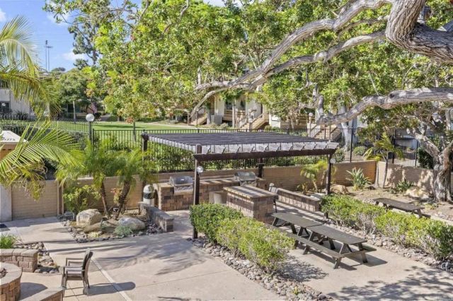 2658 Worden Street 223, San Diego, CA 92110