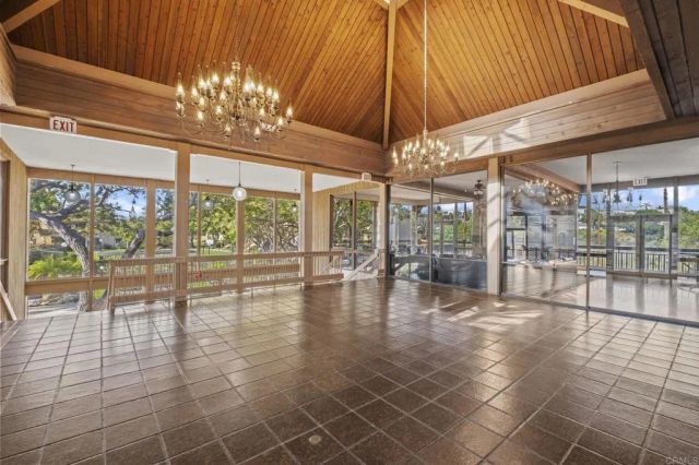 2658 Worden Street 223, San Diego, CA 92110