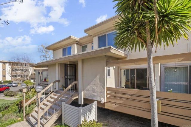 2658 Worden Street 223, San Diego, CA 92110