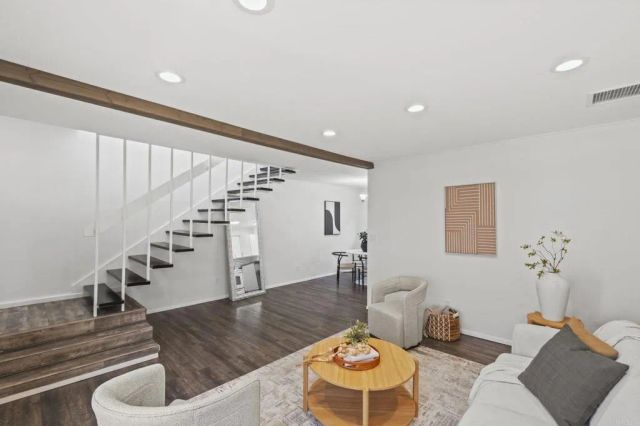 2658 Worden Street 223, San Diego, CA 92110