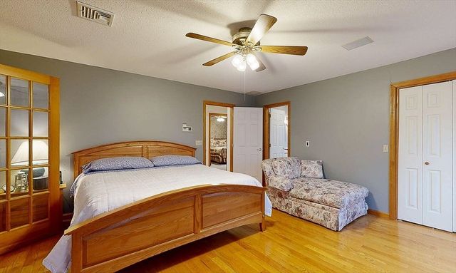 51 Sheffield Dr, Belchertown, MA 01007