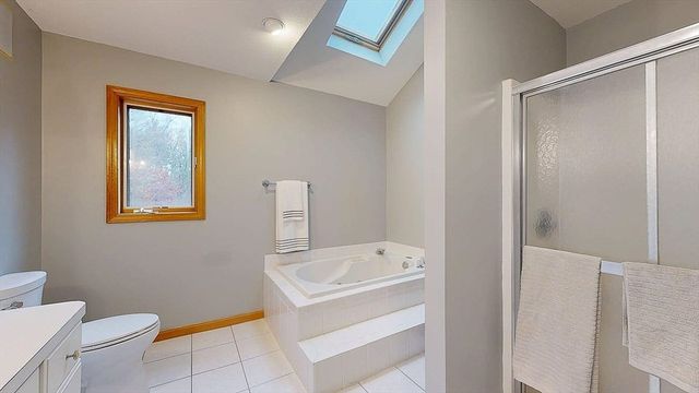 51 Sheffield Dr, Belchertown, MA 01007