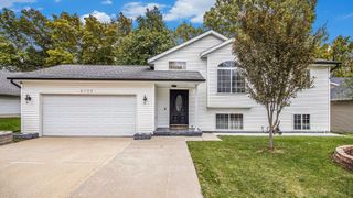 5904 Penny Farm Drive SE, Grand Rapids, MI 49508