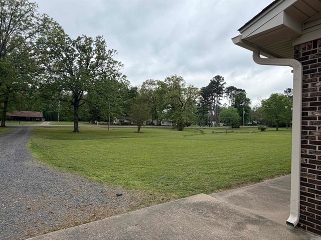 14822 Cedar Heights Road, North Little Rock, AR 72118