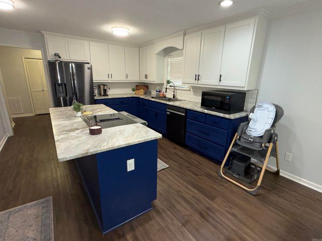 14822 Cedar Heights Road, North Little Rock, AR 72118