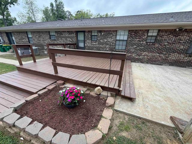 14822 Cedar Heights Road, North Little Rock, AR 72118